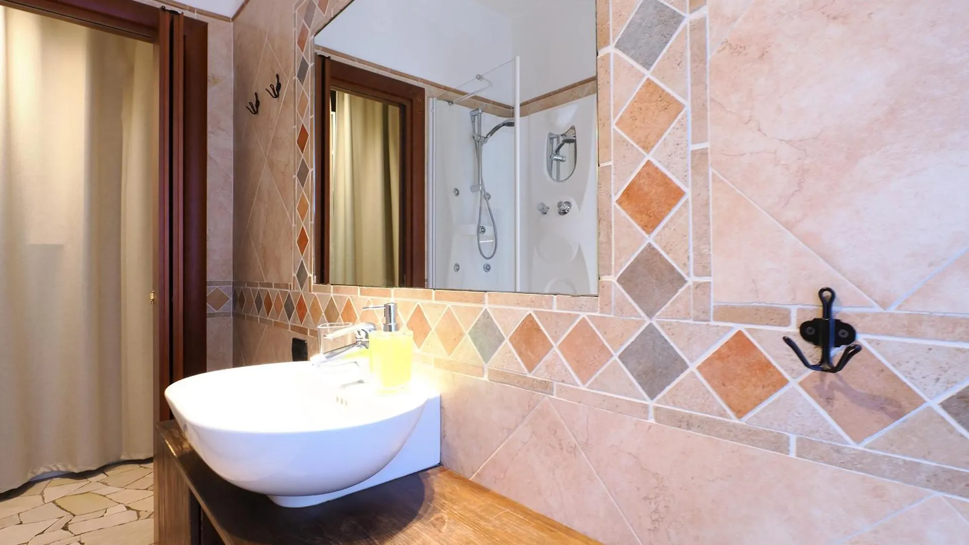 Primopiano - Governo Provvisorio Milan Apartment